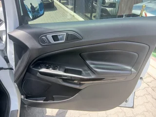 Ford Ecosport 1.0 EcoBoost Titanium AT with 89000km available now!