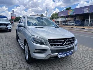 Mercedes-Benz ML 350CDI 7G-Tronic with 159000km available now!
