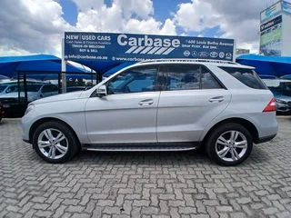 Mercedes-Benz ML 350CDI 7G-Tronic with 159000km available now!
