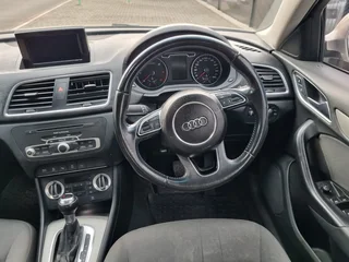 Audi Q3 2.0 TDI Quattro S Tronic, Silver with 117000km, for sale!