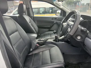 White Ford Ranger 2.2 TDCi Base 4x2 D/Cab with 144000km available now!