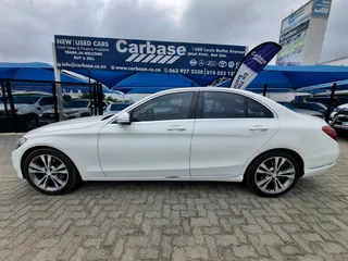 White Mercedes-Benz C 200 BlueEFFICIENCY Elegance with 115000km available now!