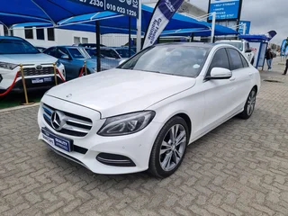 White Mercedes-Benz C 200 BlueEFFICIENCY Elegance with 115000km available now!