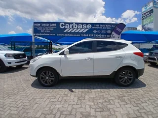 2013 Hyundai ix35 2.0 GLS with 140000km available now!