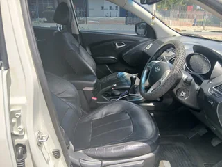 2013 Hyundai ix35 2.0 GLS with 140000km available now!