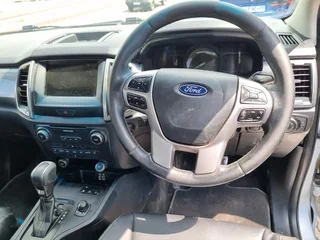 Silver Ford Ranger 3.2 TDCi XLT 4x4 Super Cab AT with 110000km available now!