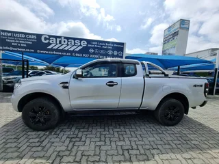 Silver Ford Ranger 3.2 TDCi XLT 4x4 Super Cab AT with 110000km available now!