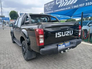 Isuzu D-Max 300 D/Cab LX with 41000km available now!