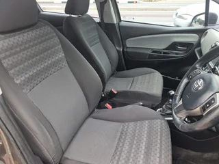 Toyota Yaris 1.0 5-Door, Grey with 98000km, for sale!