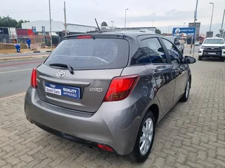 Toyota Yaris 1.0 5-Door, Grey with 98000km, for sale!