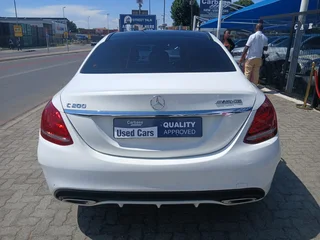 White Mercedes-Benz C 200 BE AMG with 115000km available now!