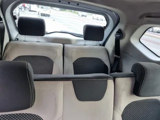 Renault Triber 1.0 Dynamique, Silver with 159655km, for sale!