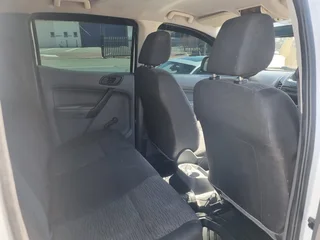 White Ford Ranger 2.2 TDCi Hiraider 4x2 D/Cab with 94000km available now!