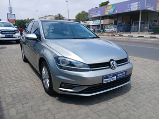 Grey Volkswagen Golf VII 1.4 TSI with 102000km available now!