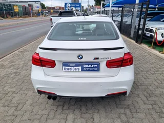 White BMW 320i M Sport SportsSteptronic with 77000km available now!