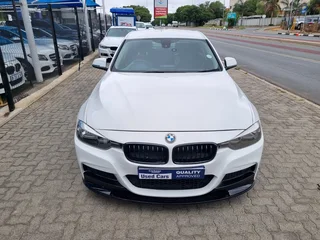 White BMW 320i M Sport SportsSteptronic with 77000km available now!