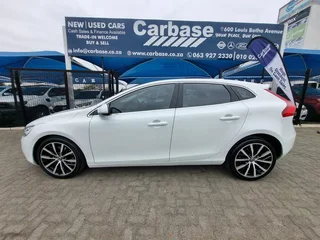White Volvo V40 D3 R-Design with 107000km available now!