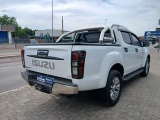 White Isuzu D-Max 300 D/Cab LX with 103314km available now!