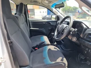 Isuzu D-Max MY22 1.9 DDI S Cab HR L, White with 1km, for sale!