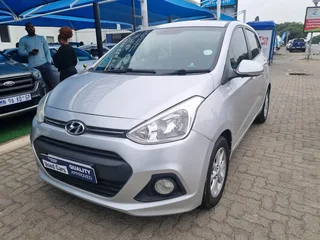Silver Hyundai i10 1.2 GLS with 84000km available now!