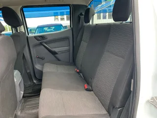 Ford Ranger 2.2 TDCi Base 4x2 D/Cab, White with 112000km, for sale!