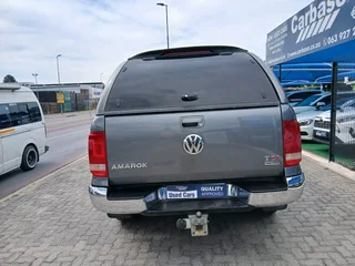 Grey Volkswagen Amarok 2.0 BiTDI D/Cab Highline 4x2 with 137000km available now!