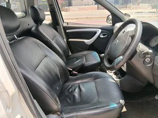 White Nissan NP200 1.6 8V AC Safety Pack with 135000km available now!