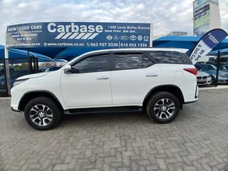 White Toyota Fortuner 2.8 GD-6 Raised Body AT with 74000km available now!