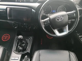 White Toyota Hilux  GD-6 D/Cab 4x4 GR  with 133000km available now!