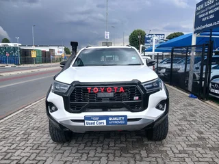 White Toyota Hilux  GD-6 D/Cab 4x4 GR  with 133000km available now!