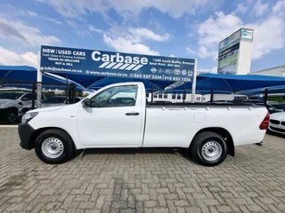White Toyota Hilux 2.4 GD with 134000km available now!