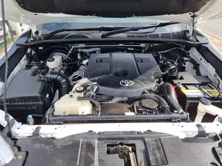 White Toyota Hilux 2.4 GD with 134000km available now!