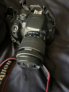 Canon camera 700D