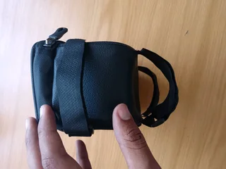 Bicycle phone pouch