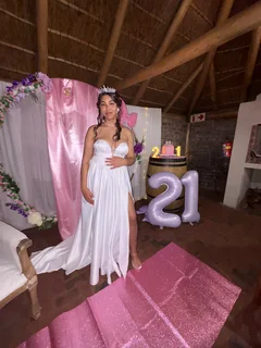 Wedding / prom dress