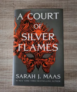 A Court of Silver Flames by Sarah J Maas (Hardcover)