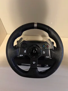 Logitech Gaming G920 Driving Force Racing Wheel For Xbox One and PC