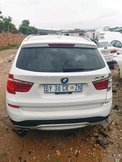 BMW x3 F25 facelift 2.oi n20 engine  auto 2015 STRIPPING FOR SPARES