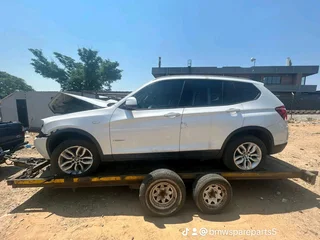 BMW x3 F25 facelift 2.oi n20 engine  auto 2015 STRIPPING FOR SPARES