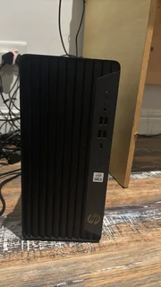 CPU: Intel i5 10th GenRAM: 8GB DDR4Storage: 1.8TB HDDGraphics: Integrated Intel UHD 630 (can run Rob