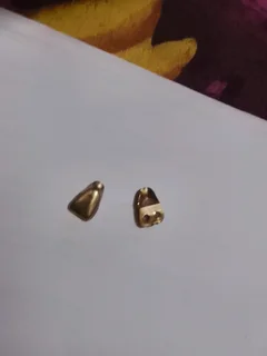 2x 9ct gold teeth for R1500