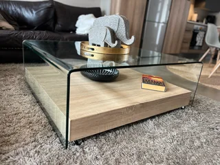 Coffee table - Glass