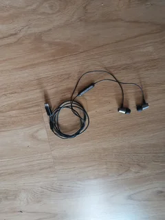 Earphones Type-C port