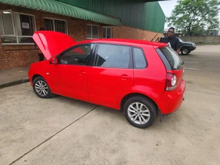 I&#39;m selling car polo with a very good price