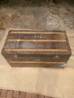 Vintage Steamer Trunk
