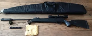Artemis GR1000S 5.5mm Airgun with Nikko Stirling Mountmaster 4x32 AO scope and bag.