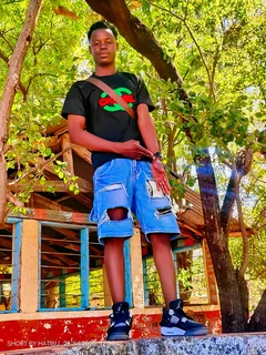 I'm looking for any job any company shops etc