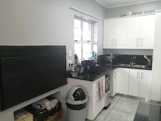 Apar - Ad posted by Miemie Noordermeer