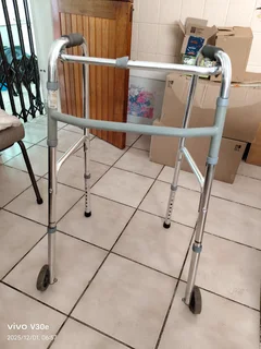 Walking frame