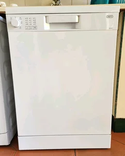 Defy Dishwasher 13-place -White